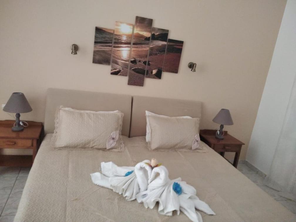 Golden Sun Apartments Rodakino Exterior foto