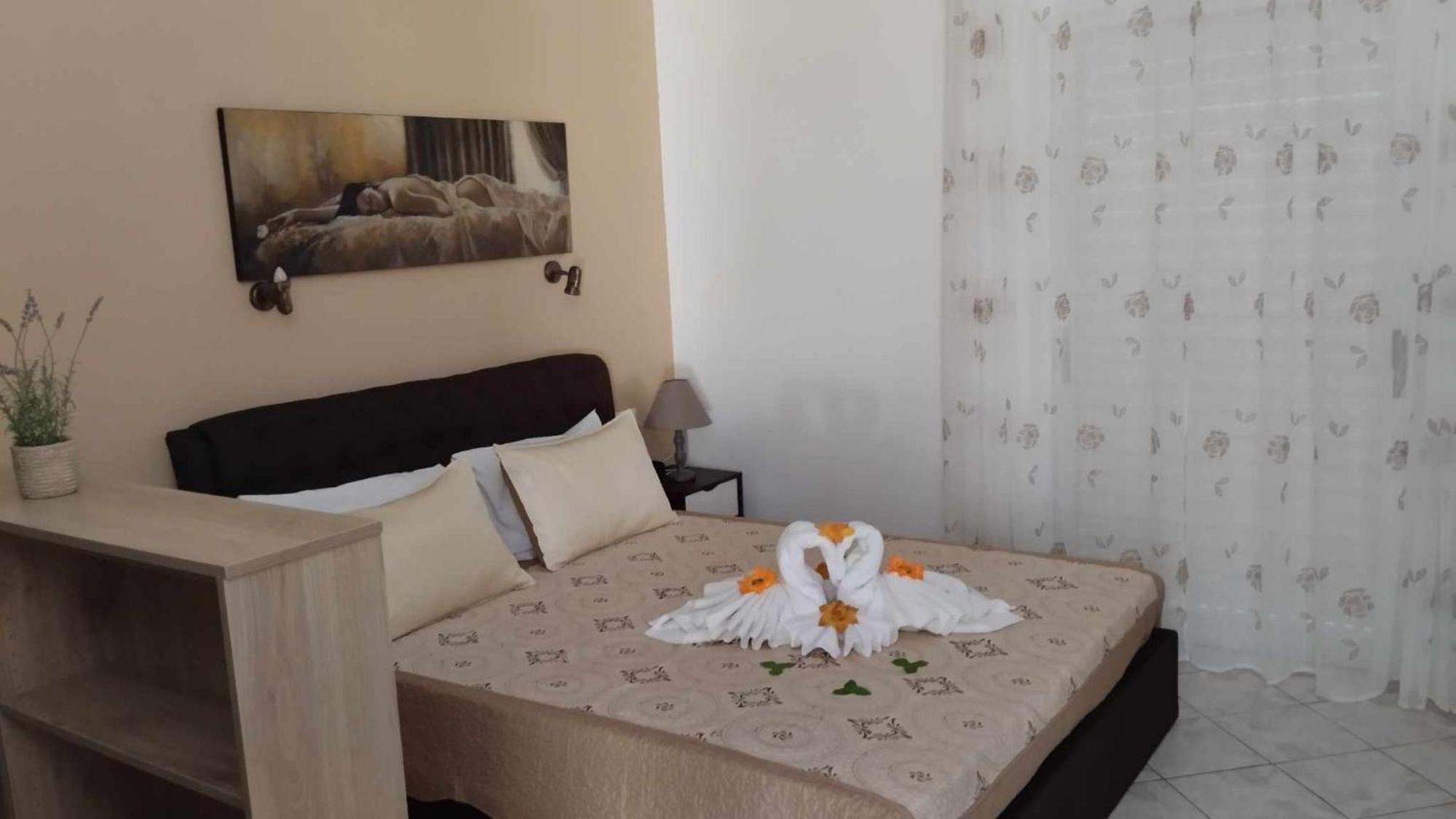 Golden Sun Apartments Rodakino Exterior foto
